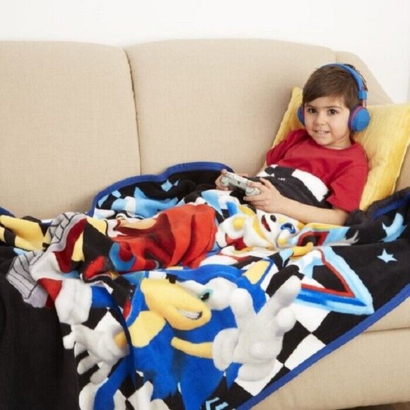 New Tails and Sonic the Hedgehog Fleece Throw Gift Blanket Sega Video Game SOFT - Picture 2 of 3